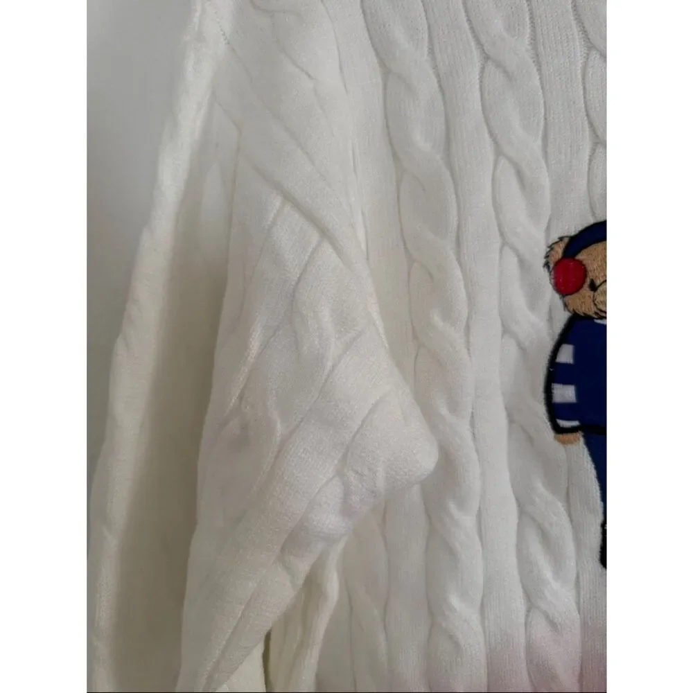 Urban weekend White Cable-Knit Crewneck Sweater with Embroidered Bears NWT
